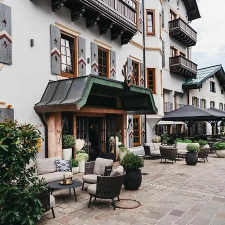Johann Hotel